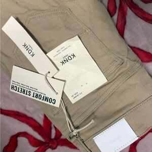 Men's Tan Pants